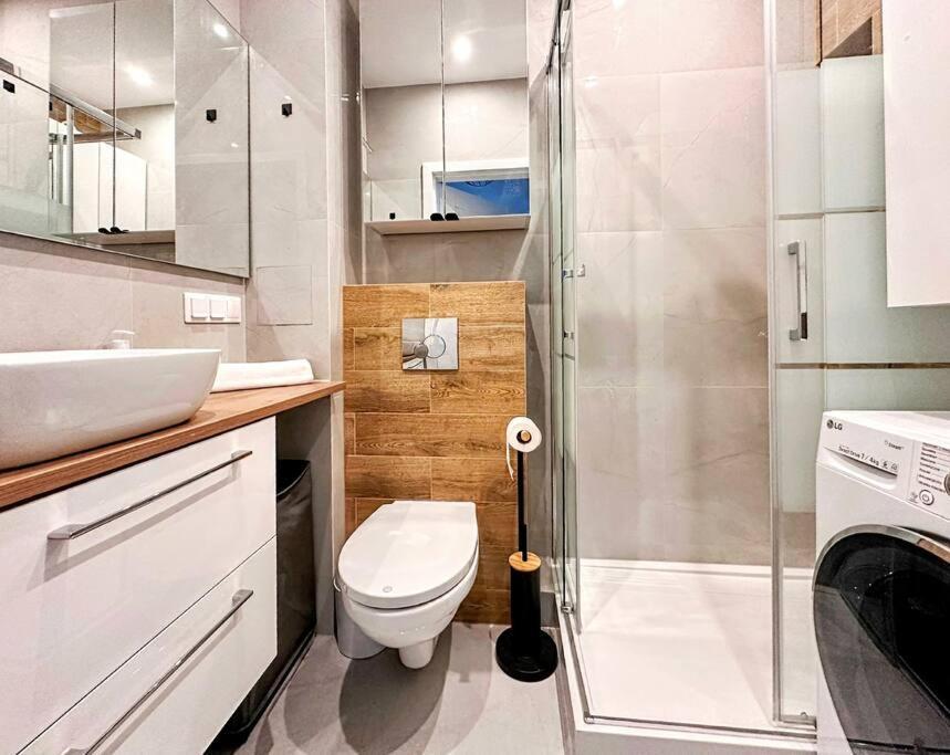 Warsaw Concierge Wiatraczna Apartment Exterior photo